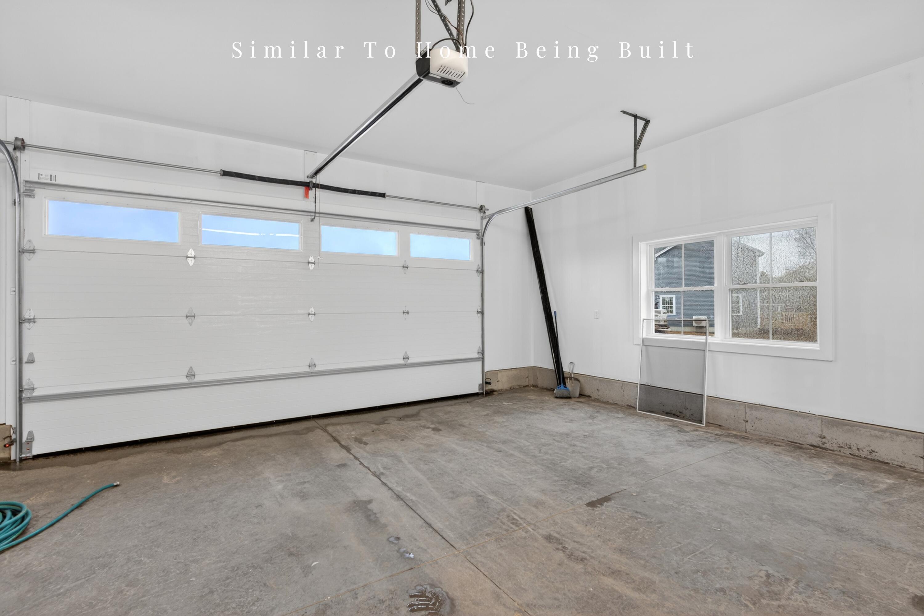 17 Middle Road Kennebunk, ME 04043 - Photo 25 of 35 2 Car Garage