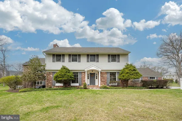$1,190,000 | 36 Long Lane, Malvern, PA 19355