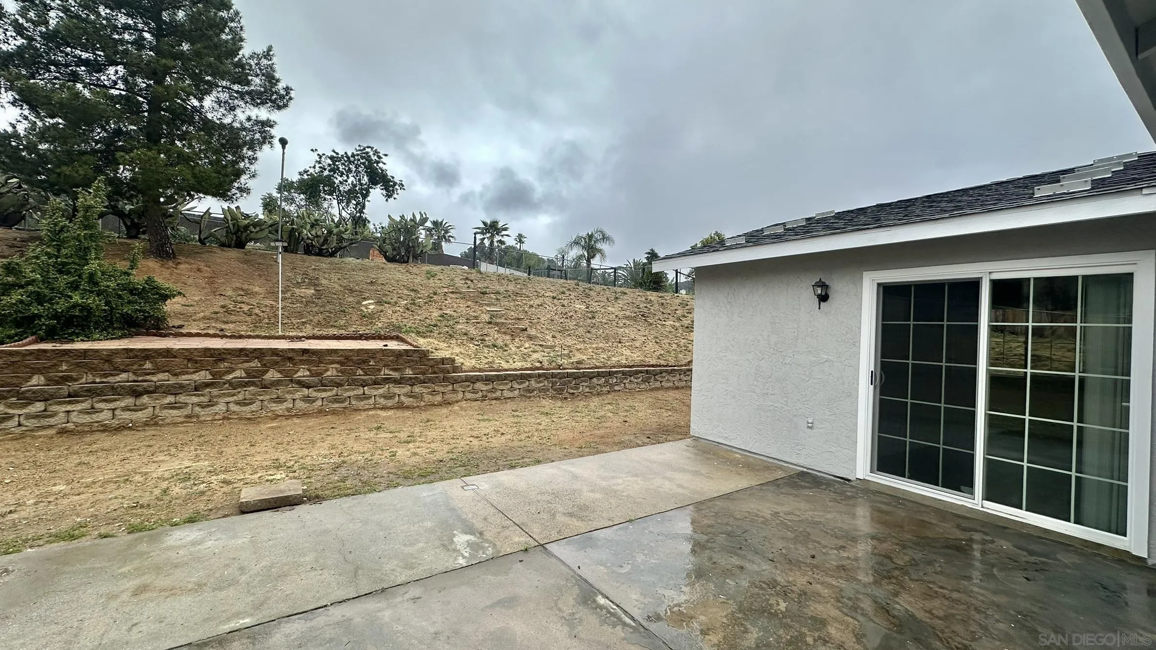 16142 Dartolo Road Ramona, CA 92065 - Photo 31 of 31 a view of a backyard
