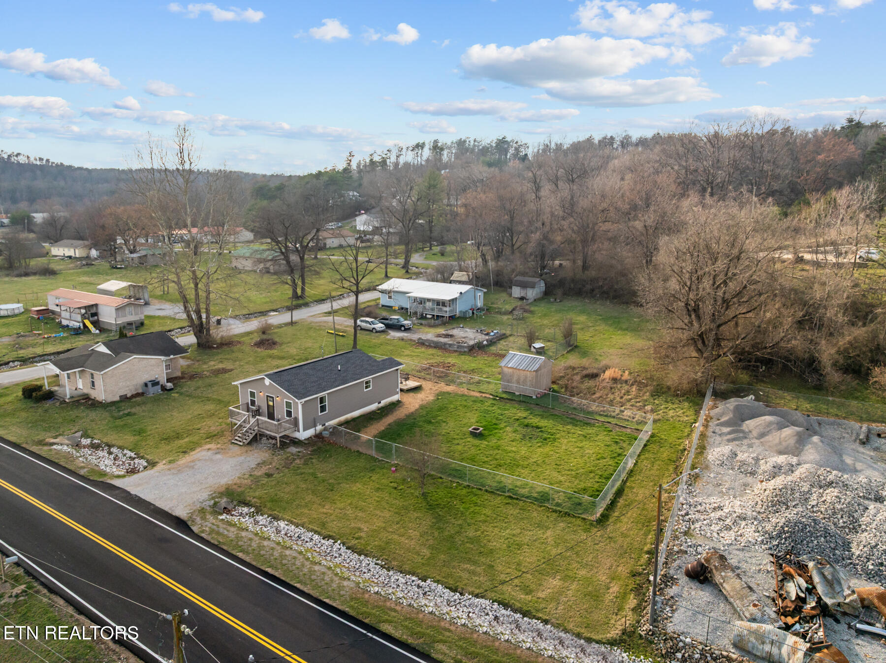 233 Hebbertsburg Road Crab Orchard, TN 37723 - Photo 36 of 40 Aerial