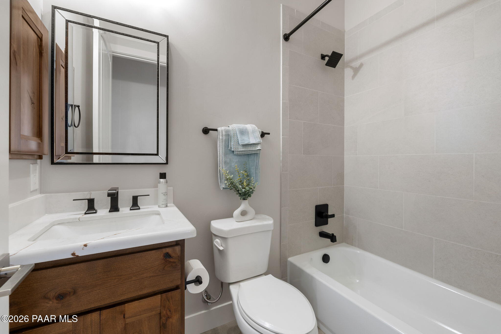 9596 North Bridle Ridge Road Prescott, AZ 86305 - Photo 23 of 45 23-Bathroom 2