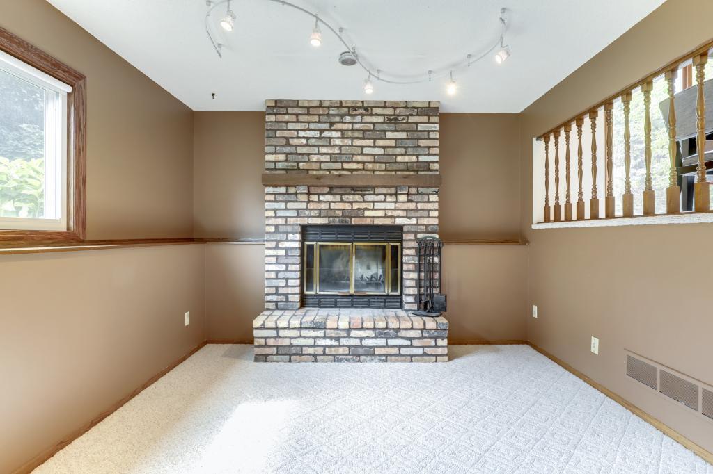 1528 Sherwood Road Shoreview, MN 55126 - Photo 16 of 24 Gallery Image 16