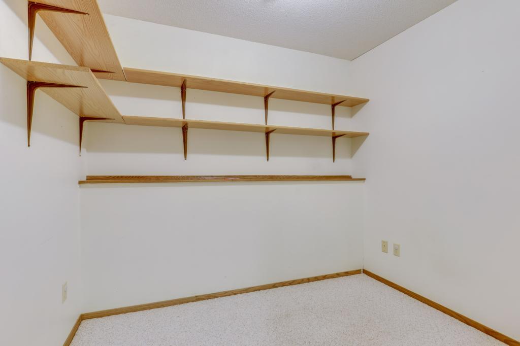 1528 Sherwood Road Shoreview, MN 55126 - Photo 21 of 24 Gallery Image 21