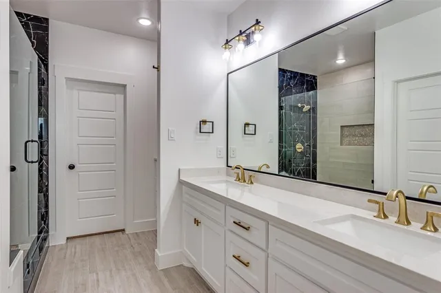 $363,500 | 5601 Houghton Avenue, Fort Worth, TX 76107