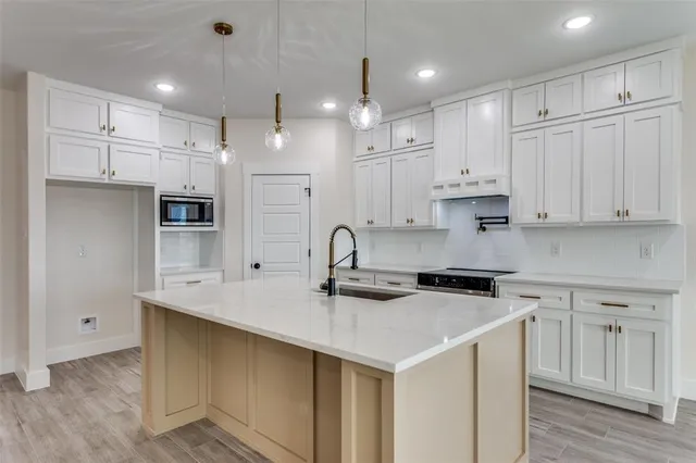 $363,500 | 5601 Houghton Avenue, Fort Worth, TX 76107