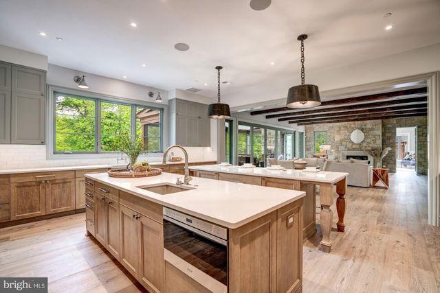 $5,690,000 | 7011 Armat Drive, Bethesda, MD 20817