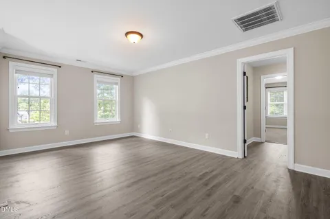 $499,900 | 25 Chaucer Court East, Zebulon, NC 27597
