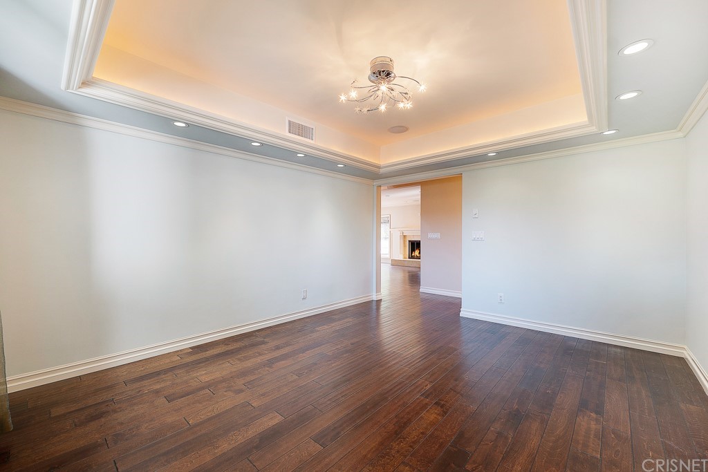 17232 Quesan Place Encino, CA 91316 - Photo 20 of 55