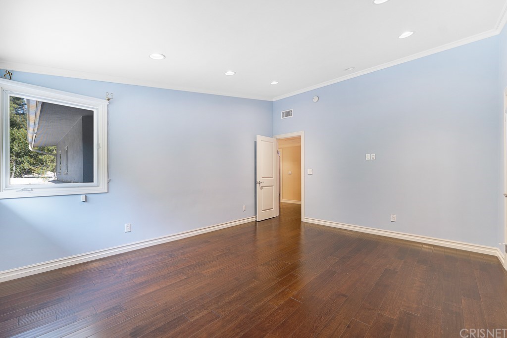 17232 Quesan Place Encino, CA 91316 - Photo 37 of 55