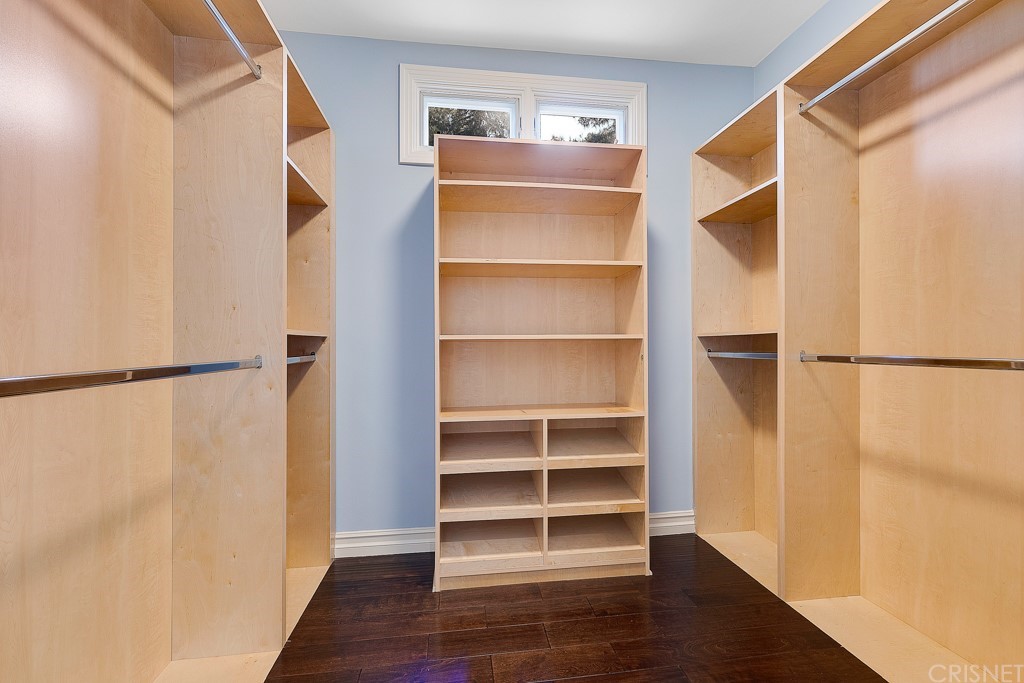 17232 Quesan Place Encino, CA 91316 - Photo 38 of 55