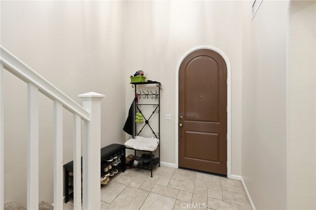 1721 Arthur Loop West Upland, CA 91784 - Photo 4 of 50