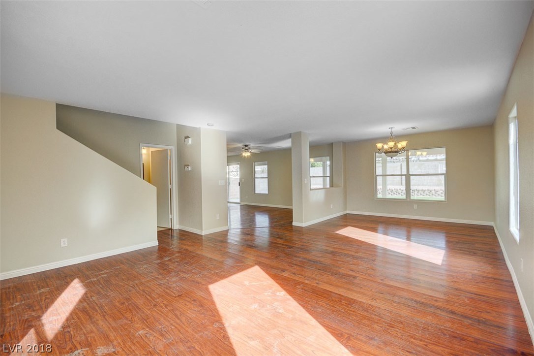 446 Groft Way Henderson, NV 89015 - Photo 11 of 35 Gallery Image 11