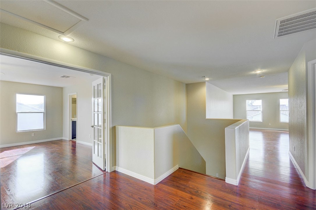 446 Groft Way Henderson, NV 89015 - Photo 16 of 35 Gallery Image 16