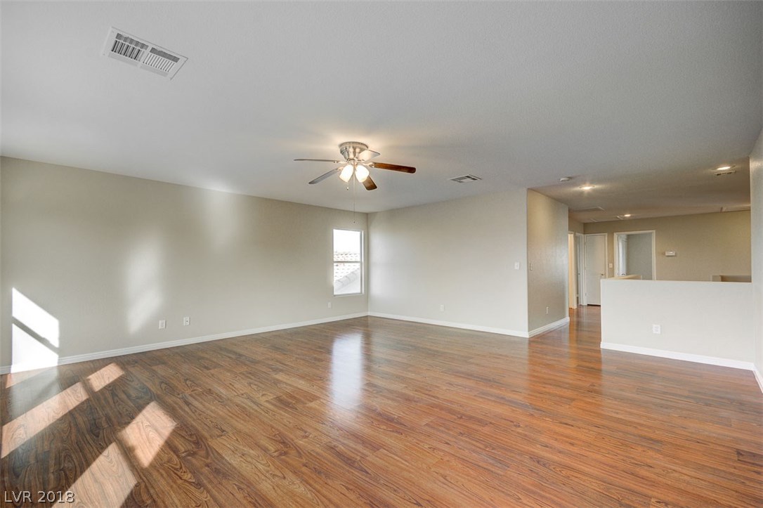 446 Groft Way Henderson, NV 89015 - Photo 17 of 35 Gallery Image 17