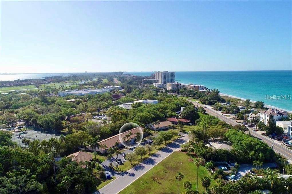540 Neptune Avenue, Unit 7 Longboat Key, FL 34228 - Photo 3 of 12 an aerial view of multiple house