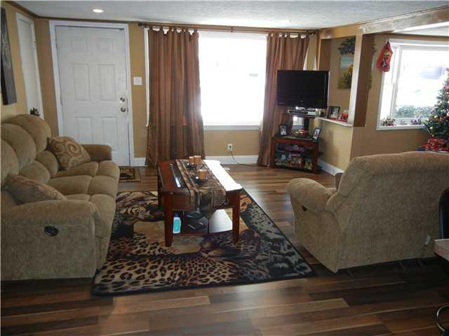 4747 Tincher Road Indianapolis, IN 46221 - Photo 2 of 24 Gallery Image 2
