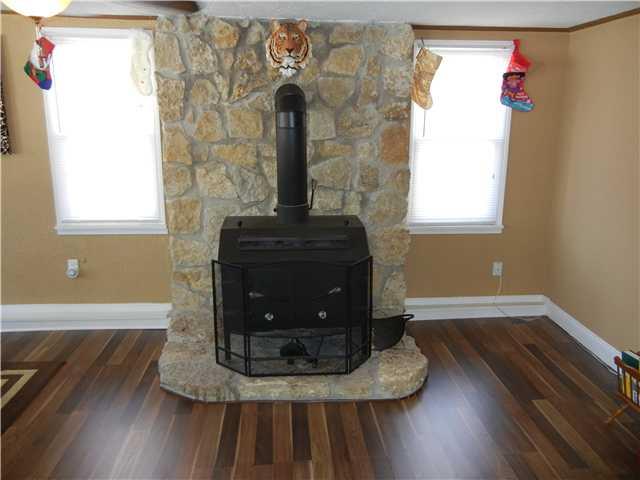 4747 Tincher Road Indianapolis, IN 46221 - Photo 7 of 24 Gallery Image 7