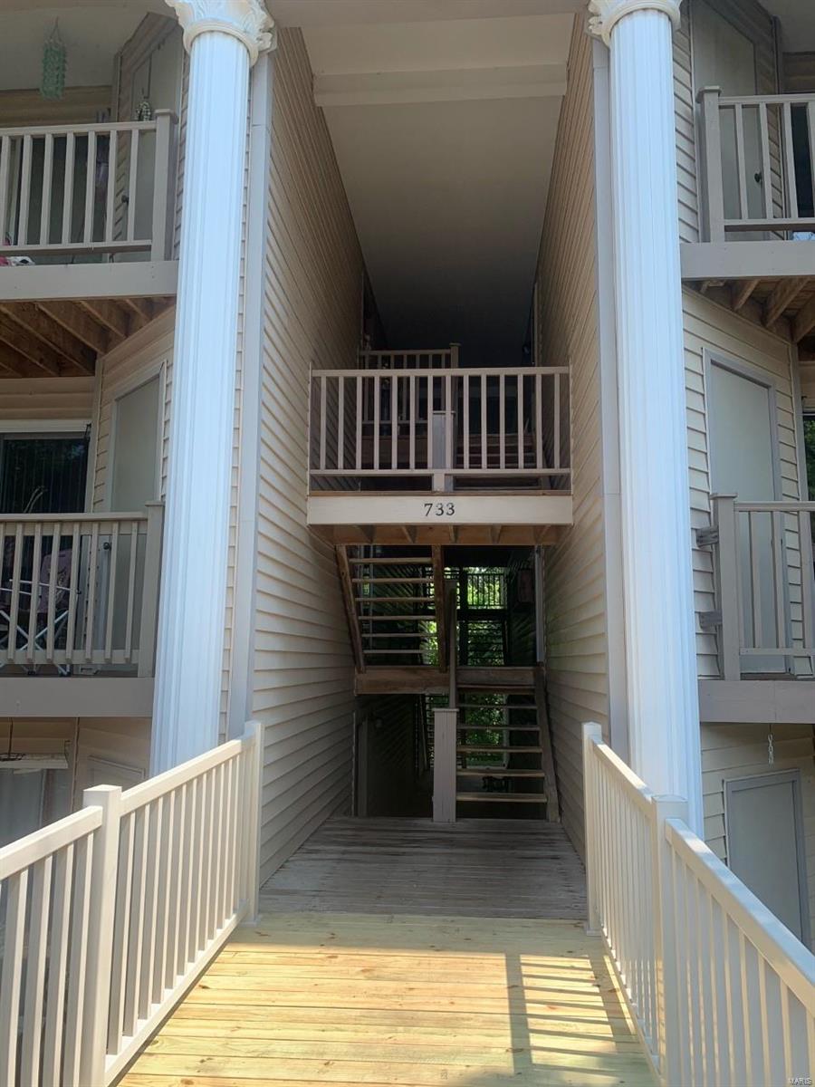 733 Ridgeside Drive, Unit A Ballwin, MO 63021 - Photo 11 of 13 Gallery Image 11