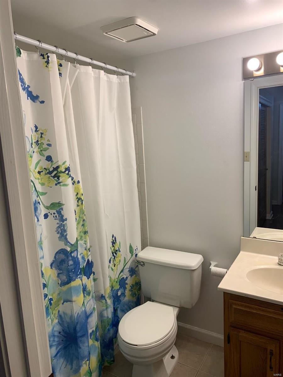 733 Ridgeside Drive, Unit A Ballwin, MO 63021 - Photo 6 of 13 Gallery Image 6
