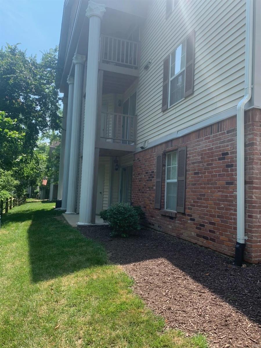 733 Ridgeside Drive, Unit A Ballwin, MO 63021 - Photo 9 of 13 Gallery Image 9