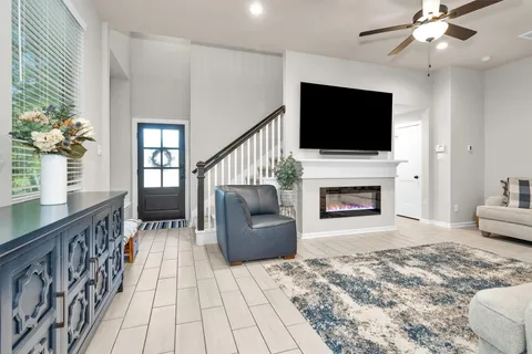 $344,000 | 579 Longleaf Pine Drive, Montgomery, TX 77316