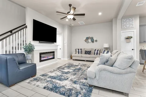 $344,000 | 579 Longleaf Pine Drive, Montgomery, TX 77316