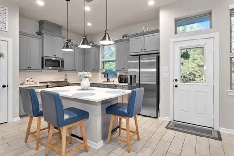 $344,000 | 579 Longleaf Pine Drive, Montgomery, TX 77316