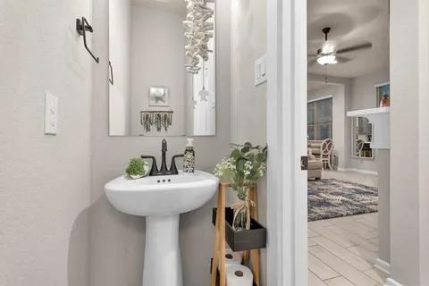 $344,000 | 579 Longleaf Pine Drive, Montgomery, TX 77316