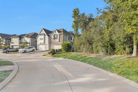 $344,000 | 579 Longleaf Pine Drive, Montgomery, TX 77316