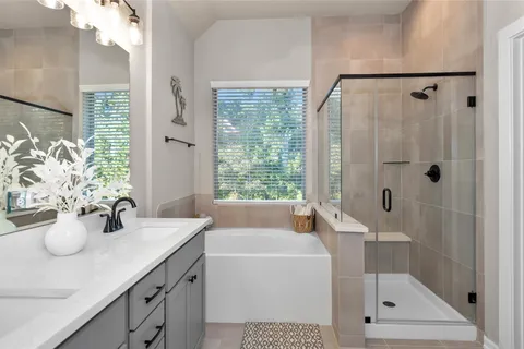 $344,000 | 579 Longleaf Pine Drive, Montgomery, TX 77316