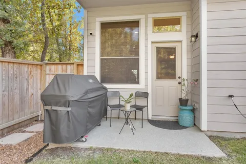 $344,000 | 579 Longleaf Pine Drive, Montgomery, TX 77316