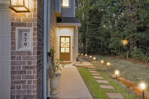 $344,000 | 579 Longleaf Pine Drive, Montgomery, TX 77316