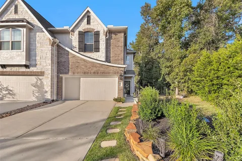 $344,000 | 579 Longleaf Pine Drive, Montgomery, TX 77316