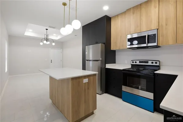 $1,000 | 4617 Larkspur Avenue, Unit 1, McAllen, TX 78501