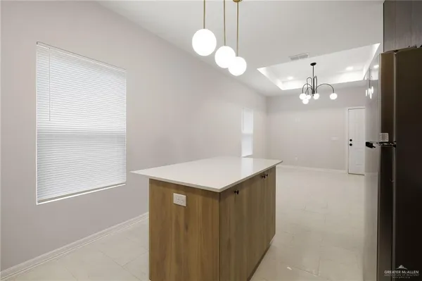 $1,000 | 4617 Larkspur Avenue, Unit 1, McAllen, TX 78501