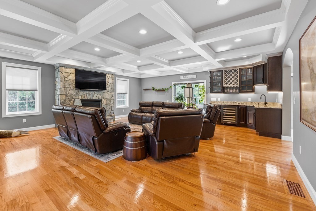 32 Allen Road Billerica, MA 01821 - Photo 12 of 40