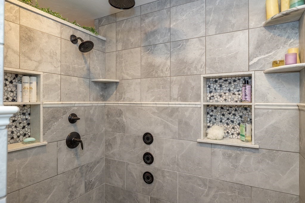 32 Allen Road Billerica, MA 01821 - Photo 26 of 40