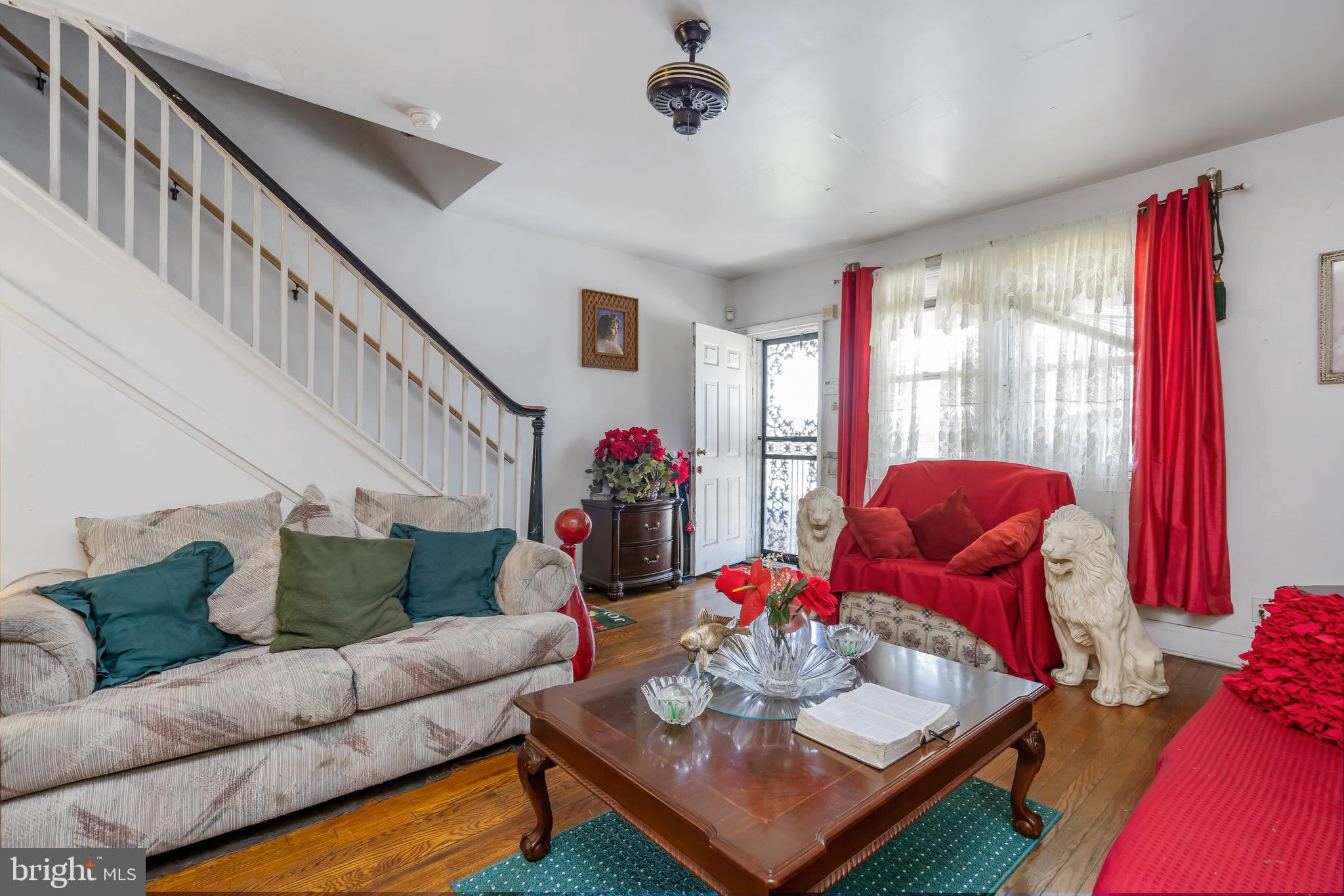 Outside access from your Kitchen!