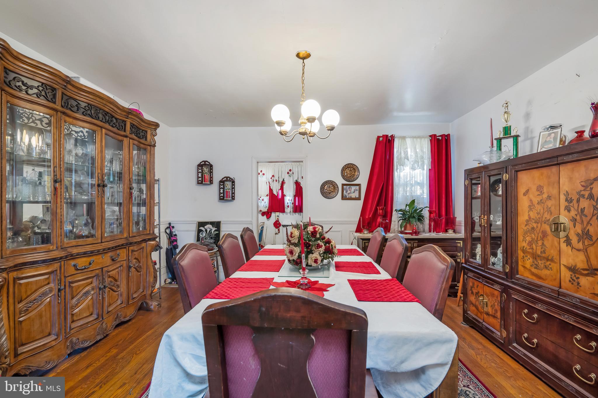 A Great Place to Host a Dinner Party