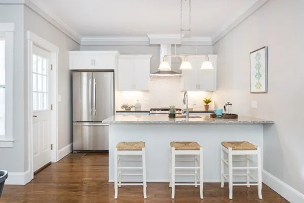 $4,800 | 330 Washington Street, Unit 1, Somerville, MA 02143