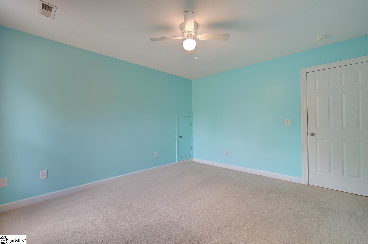 225 Worcester Lane Easley, SC 29642 - Photo 37 of 47 Gallery Image 37