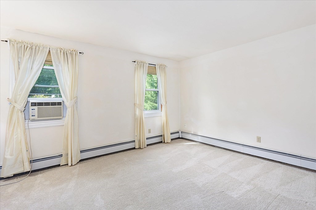 9 Notch Brook Road Shrewsbury, MA 01545 - Photo 29 of 36 Gallery Image 29