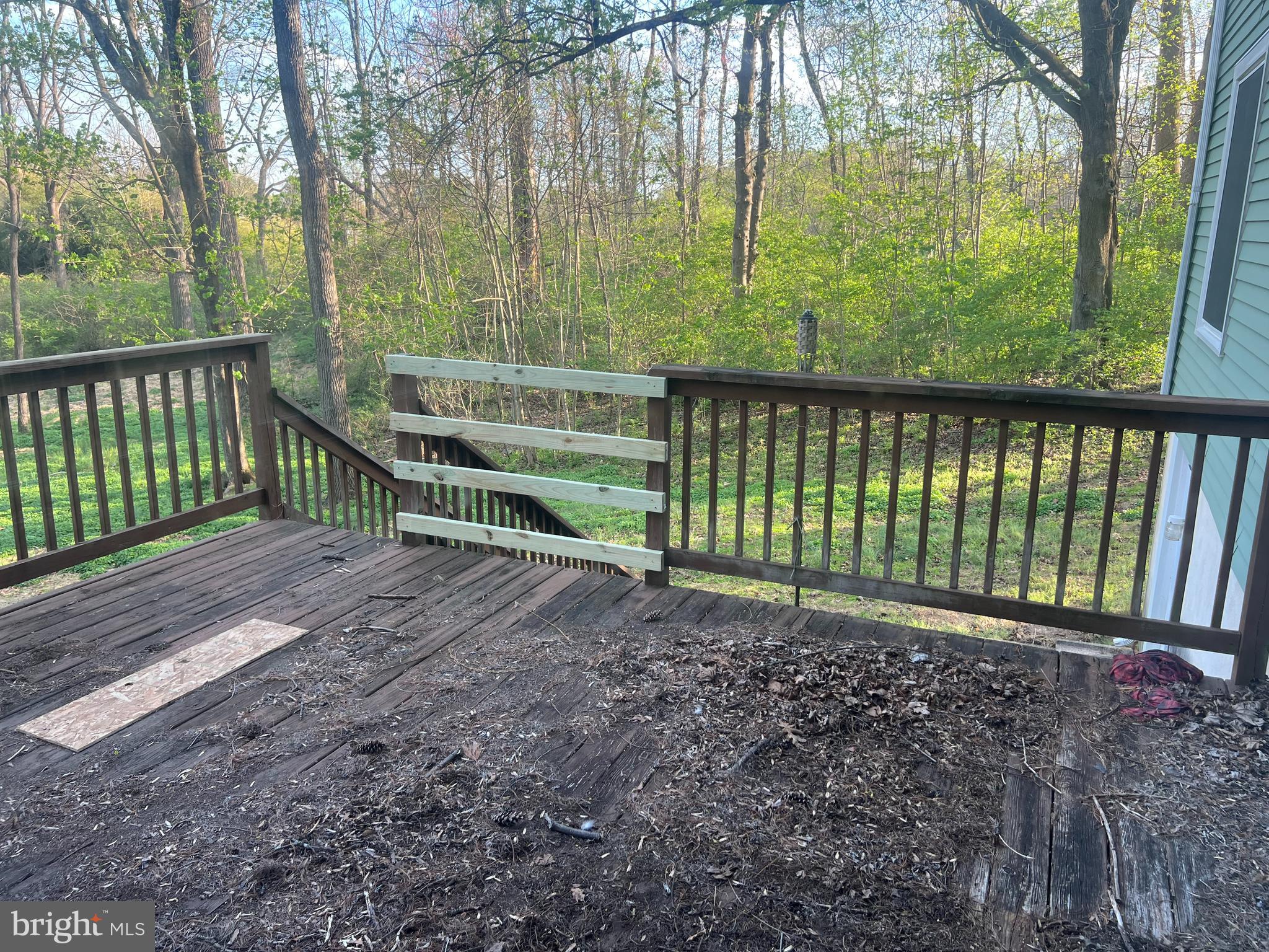 7 Shady Lane Lincoln University, PA 19352 - Photo 9 of 19 Back deck