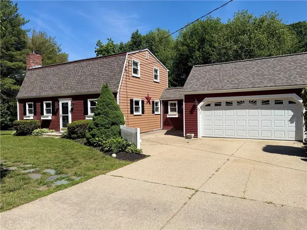 $664,000 | 73 Old Nasonville Road, Burrillville, RI 02830