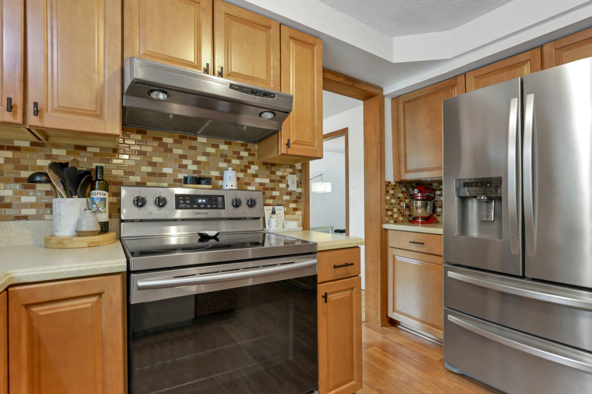 188 Landover Road Columbus, OH 43230 - Photo 16 of 65 Kitchen