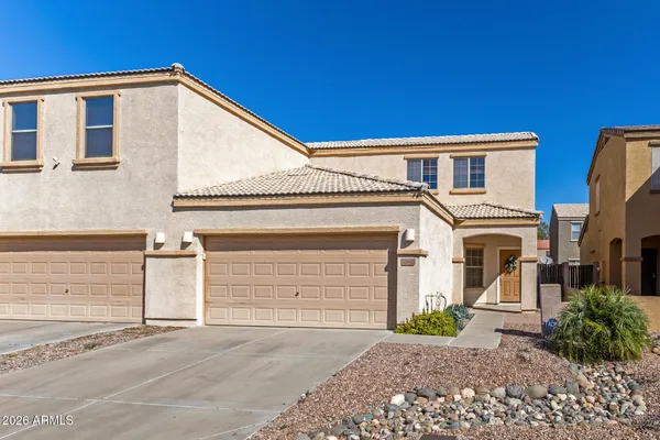 $1,900 | 7042 West Mercer Lane, Peoria, AZ 85345