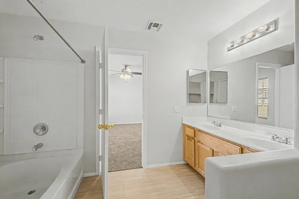 $1,900 | 7042 West Mercer Lane, Peoria, AZ 85345