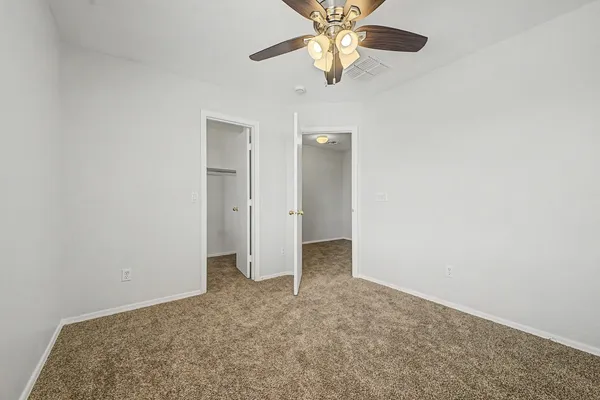 $1,900 | 7042 West Mercer Lane, Peoria, AZ 85345