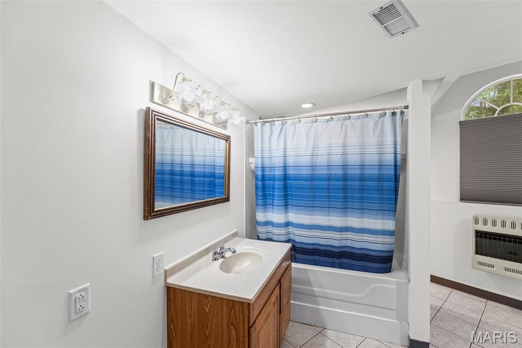12042 Dutch Ashley, IL 62808 - Photo 26 of 45