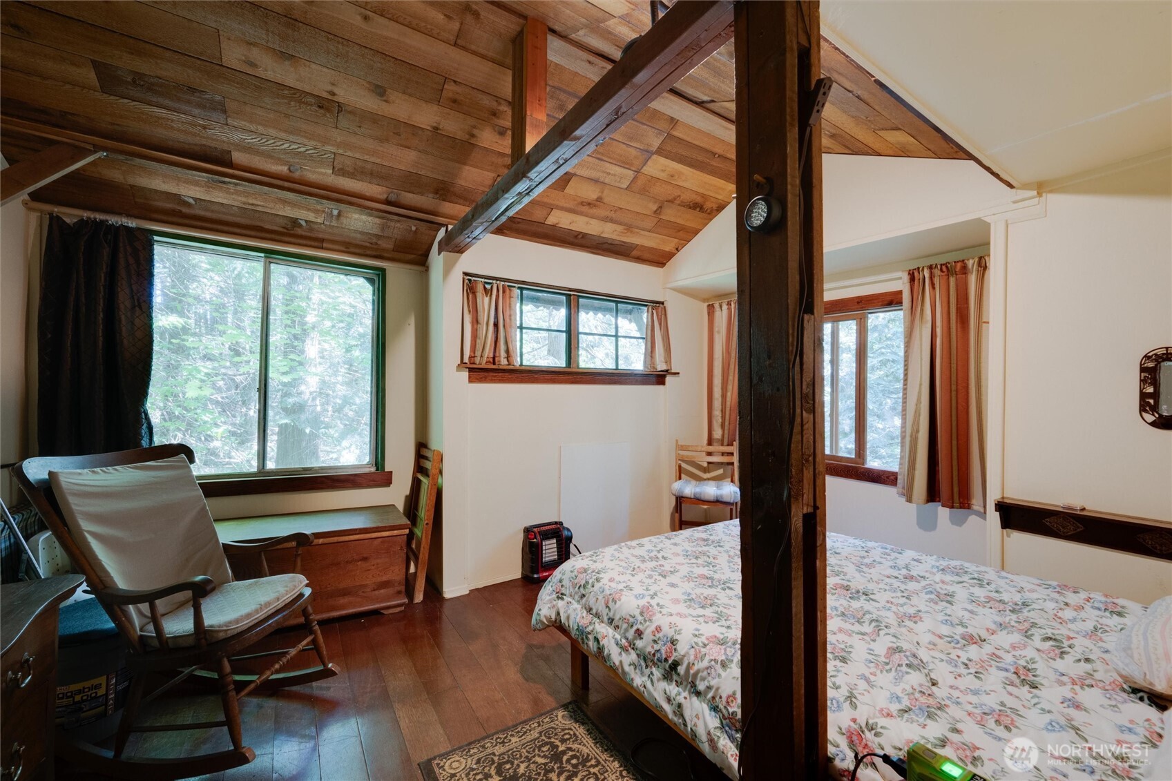 4315 Nordum Road Everson, WA 98247 - Photo 25 of 40 a bedroom with furniture and a window